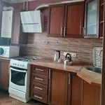 Продаем квартиру . Торг уместен